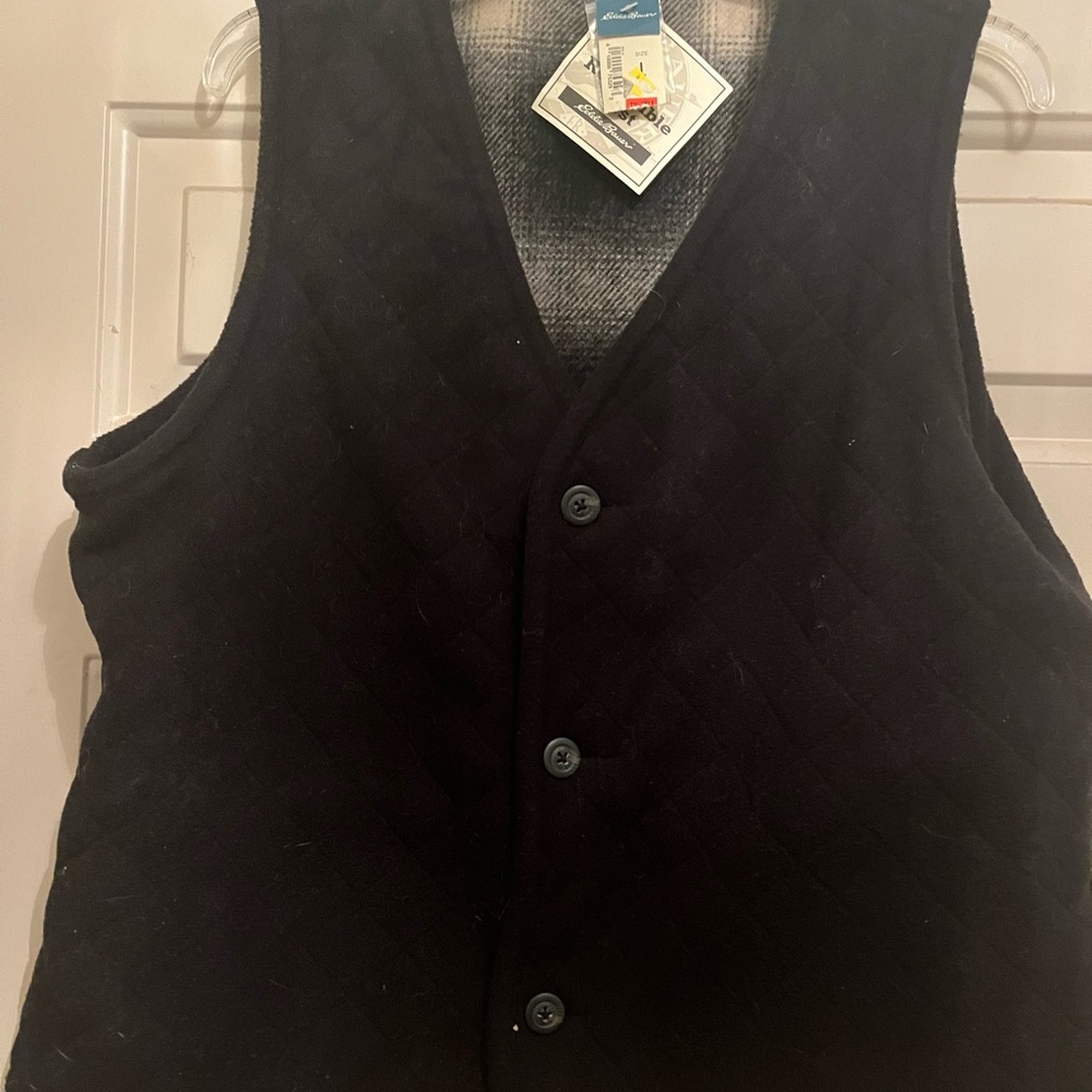 Eddie Bauer Reversible Black to Black,Gray & White Plaid Wool Vest Sz Lg